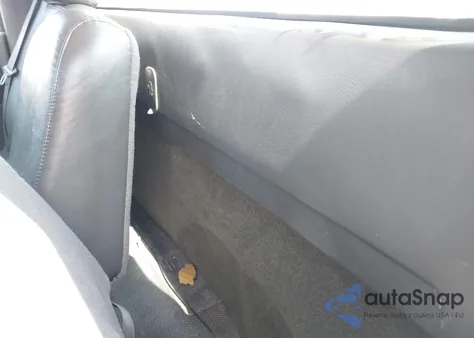 2005 Chevrolet Silverado 1500 Work Truck z USA, uszkodzony, nr VIN 1GCEC14XX5Z143406